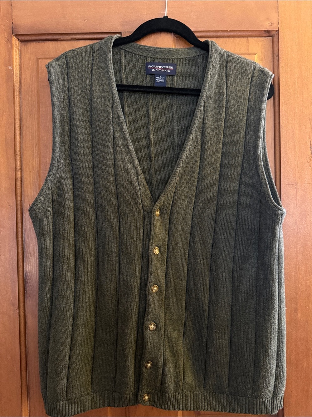 Roundtree & Yorke Men's Olive Green Knit Button Vest—large